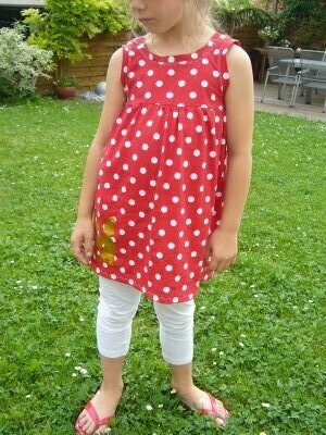Hängerchen passt super zu Leggins und Flip Flops