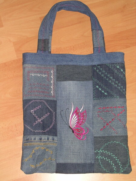 Tasche aus alten Jeanshosen
