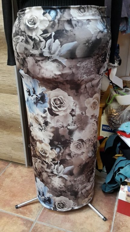 Damenbekleidung aus Jersey