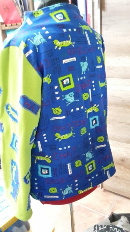 Damenbekleidung + Zubehör genäht
