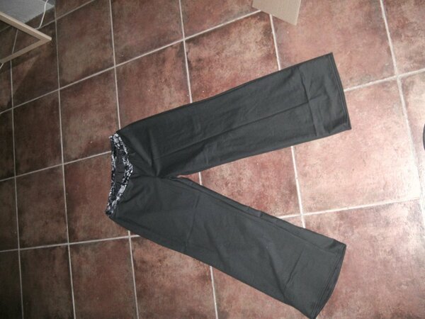 Hose Gr. XL von kwik sew
Schnitt Nummer 3443