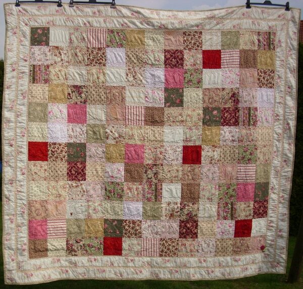 Quilt Bed of Roses