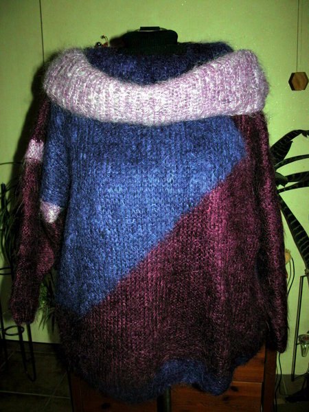 Mohairpulli mit Riesenkragen