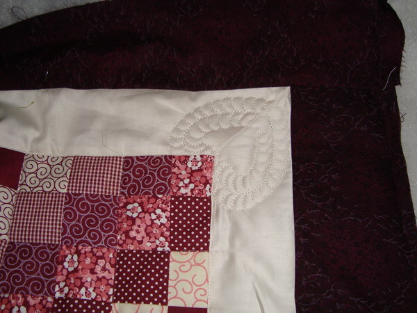Quiltmuster Ecke
Leider nicht exakt in die Ecke eingepasst