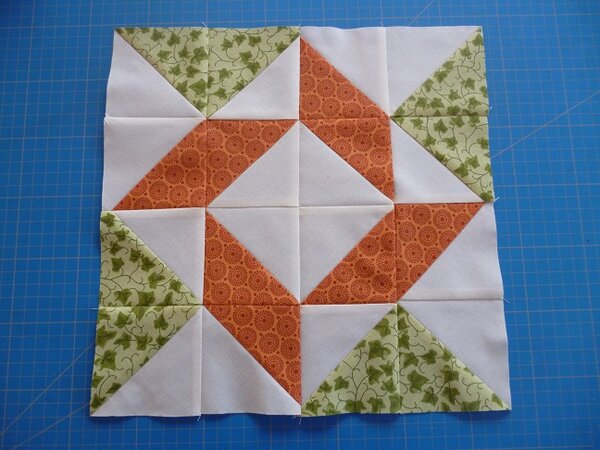 Craftsy BOM 3
genäht Februar 2012