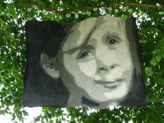 Textiler Kunstpfad 8 Kinder Part II, Charlotte 1