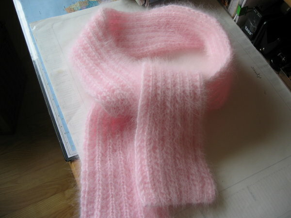 Schal rosa Angora doppelt gestrickt, falsches Patent