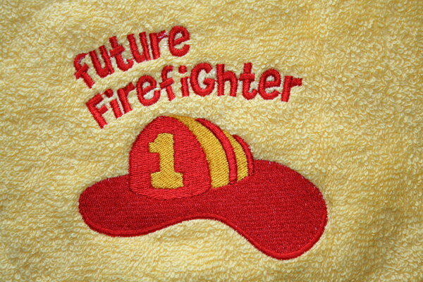 Kinderhandtuch mit Feuerwehrhelm