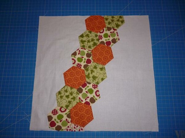 Crafsy BOM 7
genäht 05/2012