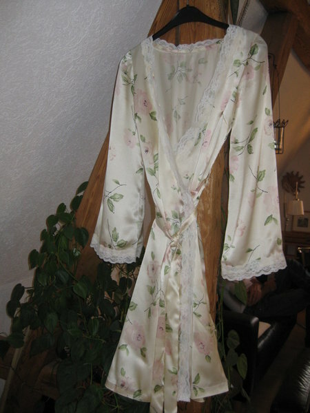 2009 06 Seide Kimono 2.Bild