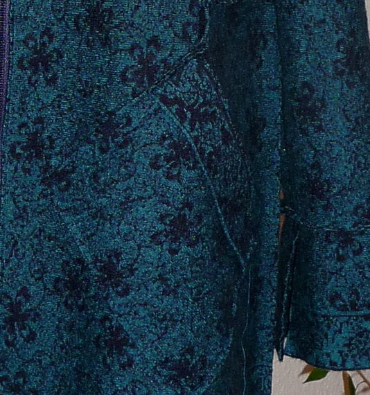Walkjacke PC 06-222 Nr.4

Tasche, die Ecken laufen genau über die Teilungsnaht. Zur Verstärkung habe ich Walkflicken unterlegt.