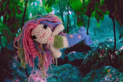 Meerjungfrau Amigurumi. Diese kleine Nixe habe ich ebenso wie die Pippi nach einer Anleitung aus Dawanda.de gehäkelt