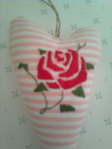 gestickte Rose