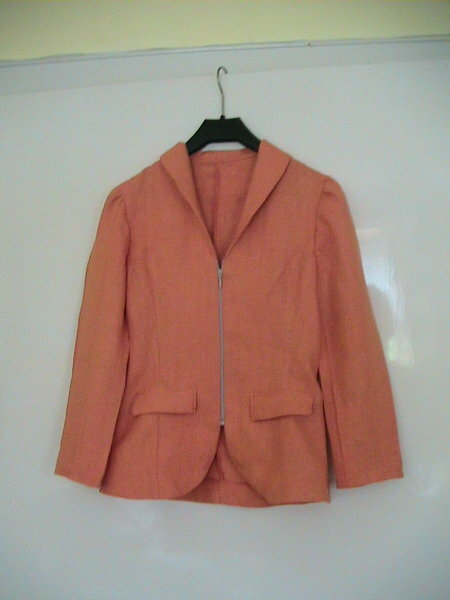 Jacke Gr. 152 für meine Kleine. Genäht aus Leinen nach einem alten Knippie-Schnitt.