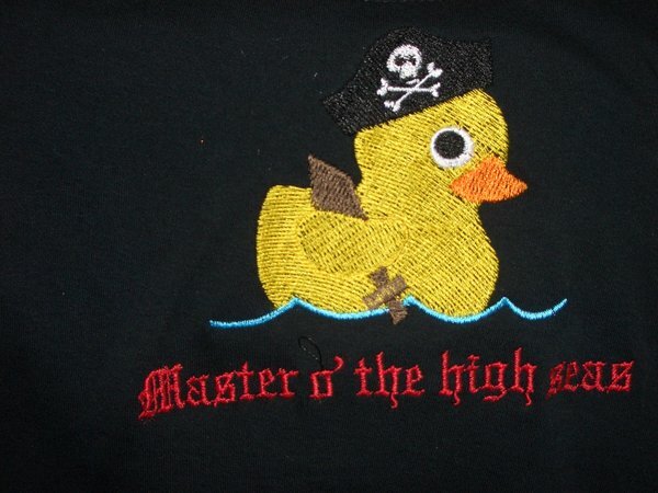 Masters o' the high seas.... *gg* ein bildschönes Sticki, dass ich dank eines Threads hier bei Urban Thread Designs gefunden habe. DANKE!!!! Das ist ja mal was für den Piraten in mir... Aaaaaaaaaaaaaaaaargh!