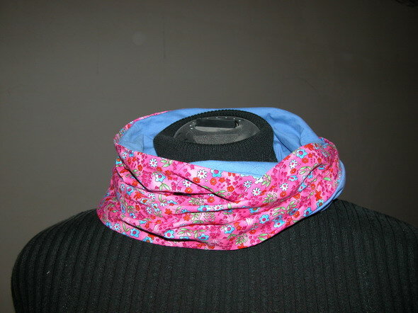 Schal pink blau