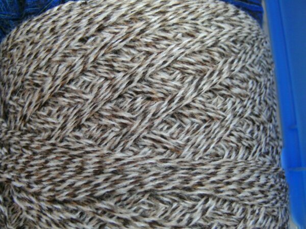 Merino 4 fädig

creme-braun