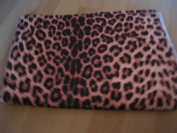 S34)
Leoprint Dekostoff 1,8m x 1,5m