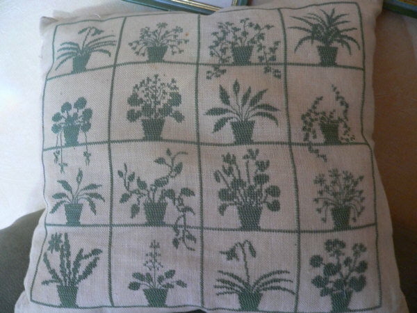 Kissen 40 x 40 cm
Zimmerpflanzen in grün auf Leinen