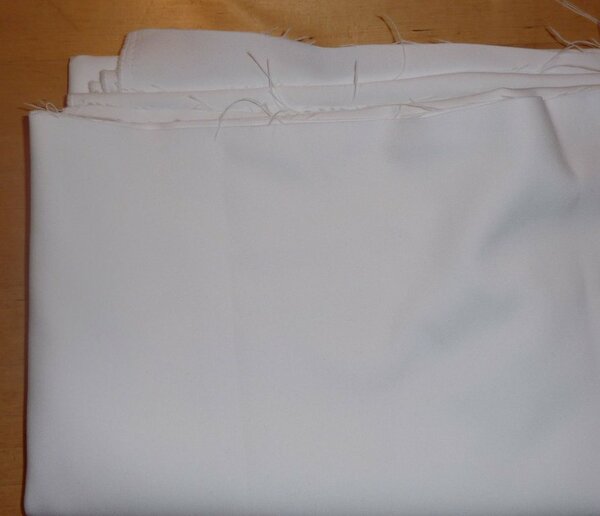 S34 180x150 Weiß mit strech in der breite super für Hosen