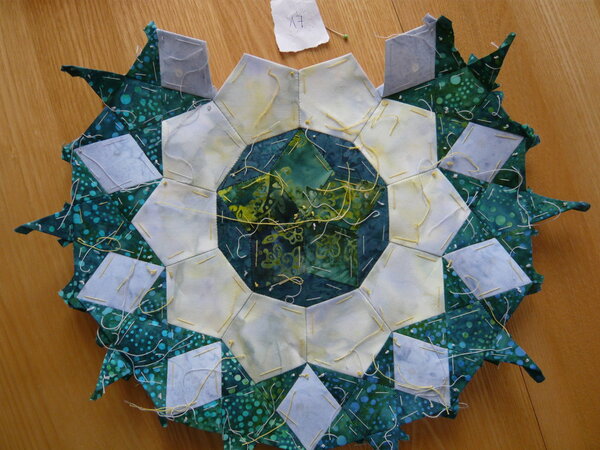 17. Rosette (1)