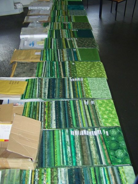 Grün Swap 2009 bei den Quiltriends
25,5 x 25,5 cm große grüne Quadrate
Es hat mächtig Spaß gemacht, den Tausch durchzuführen.