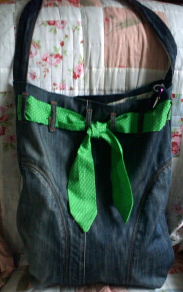 Jeanstasche für meine Tochter (alte Hosenverarbeitung)