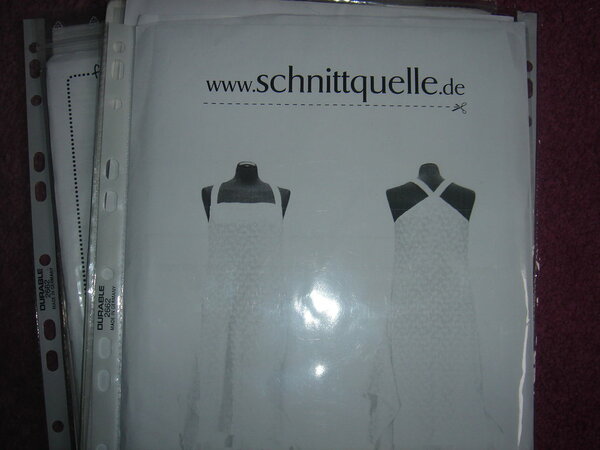 Schnittmuster Schnittquelle
Größe 44 ausgeschnitten