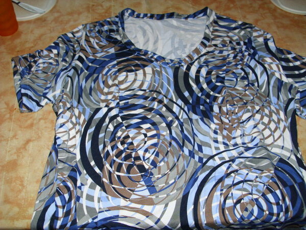 Shirt aus der aktuellen Lea