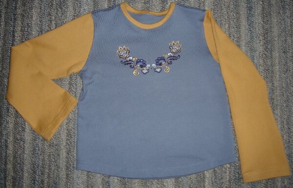 Shirt mit Glitzer-Stickerei