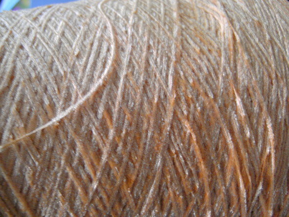 Chenille gelbgold

ca. 800 gr.
