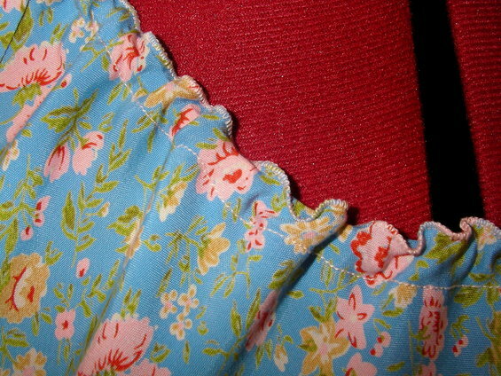 Detail Ausschnitt Kleid 121 Burda 02/09