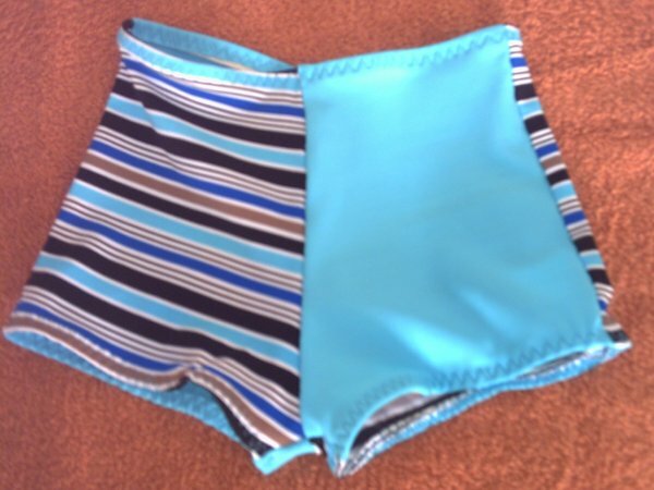 Jungenboxer-Badehose gr.104-110