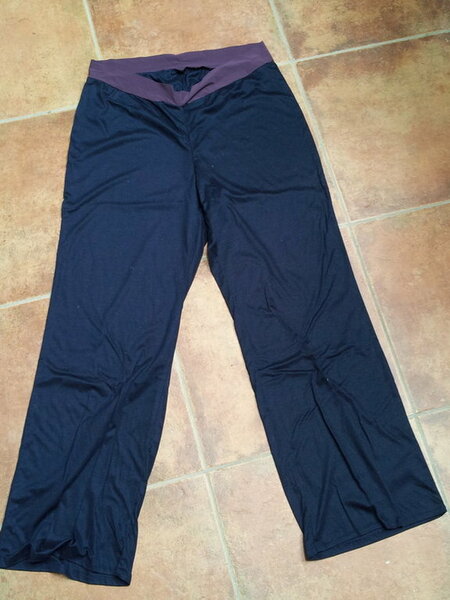 Hose Gr. XL von kwik sew
Schnitt Nummer 3443