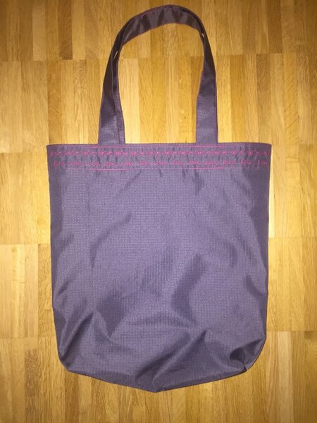 Tasche gefüttert aus Zeltstoff