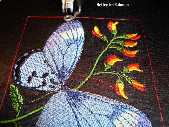 2170 in Arbeit
Der rote Rand ist die Option: "Heften im Rahmen"