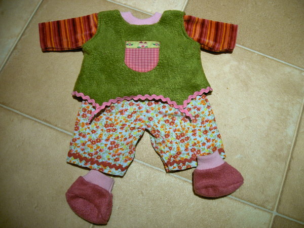 Geschenk für ein nachbarmädchen
Baby Born kleidung