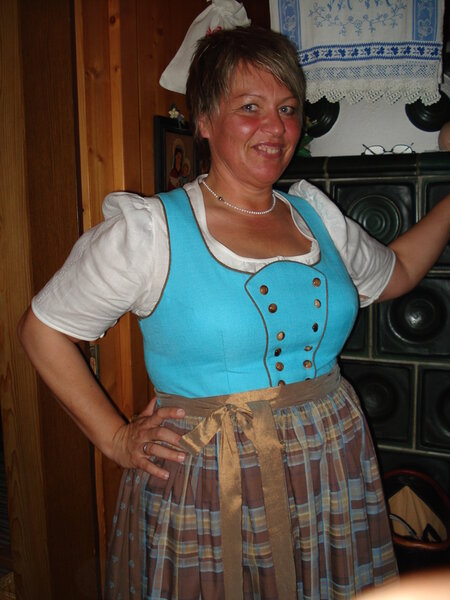 Ergebnis eines Nähkurses: Die Obertrumer Tracht!