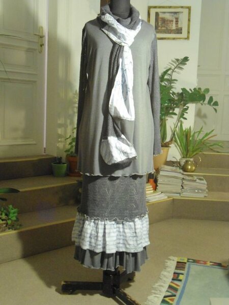 Zweiteiliges Kleid mit  Loop