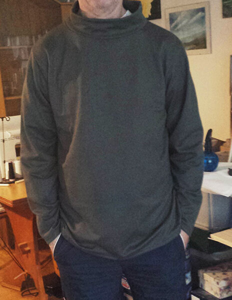 Schlammfarbiger Pulli für meinen Mann