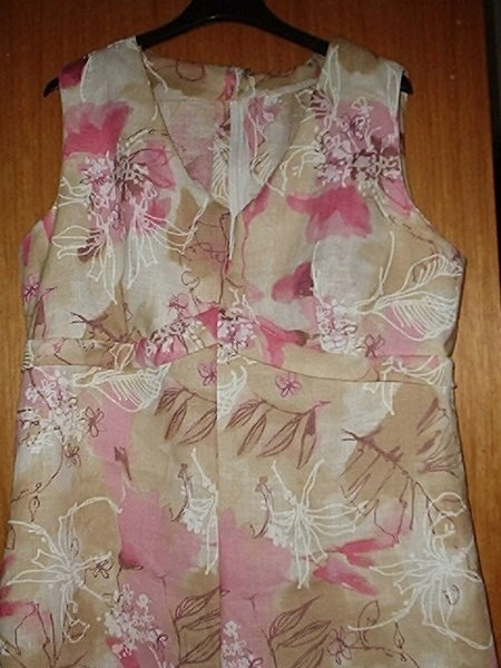 Kleid Ausschnitt