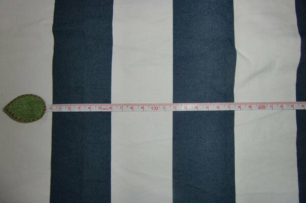 S41 feste BW, anthrazite Blockstreifen

0,43x1,16=0,5m²