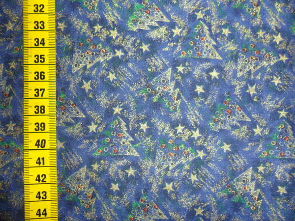 Stoff 102:
PW Christmas Collection Sterne Weihnachtsbäume auf blau
vorgewaschen
106 x 157 => 1,66 m²
Tauschfaktor 150 % => 2,49 m²