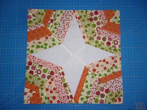 Craftsy BOM 6
genäht 05/2012