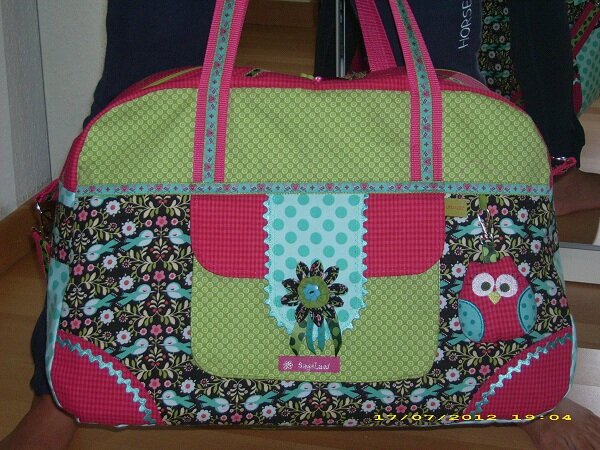 MEINE little Hollydaybag, für viele bestimmt zu bunt, ich liebe sie aber.
