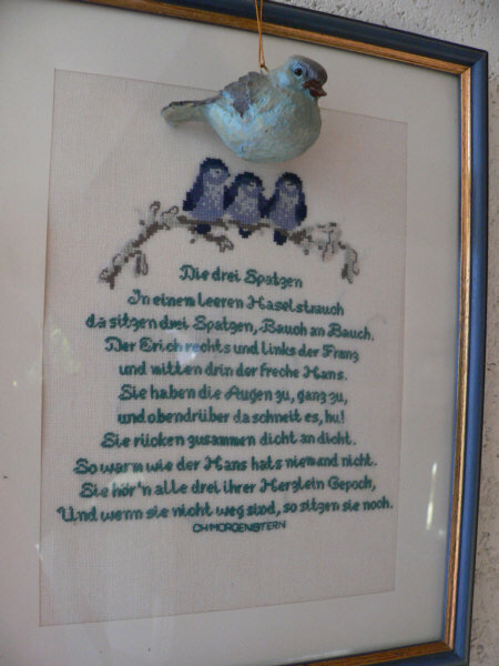 Gedicht von Chr. Morgenstern
Die drei Spatzen
Fremme-Garn auf Leinen