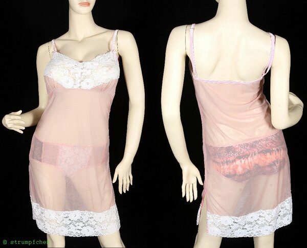 Unterkleid aus bielastischem Charmeuse, verziert mit Spitze. Schnitt nach "Hemd Linie D" aus "Süße Dessous" - stark verändert.