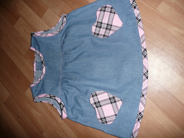 nochmal Jeansrecycling - Kleidchen in Gr. 86 nach einem Ottobreschnitt