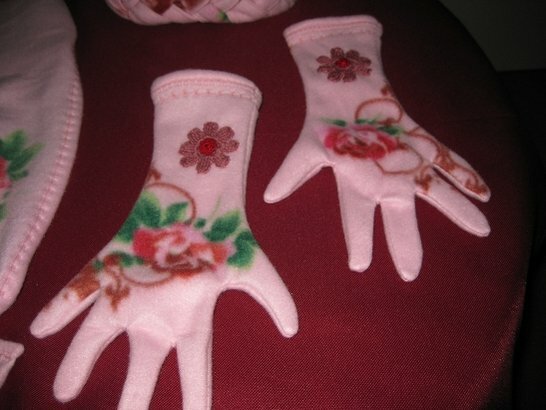Fleece-Handschuhe für Emily (aus der gleichen Fleece-Decke)