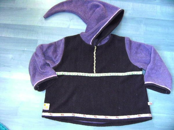 natürlich musste eine Neuer doppelfleecepulli her
Xanthos von Farbenmix